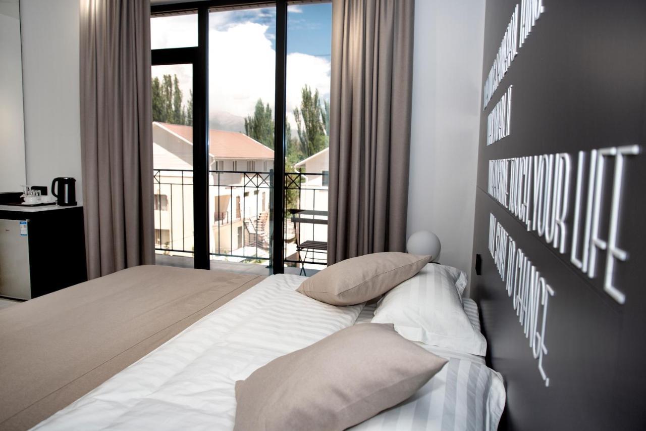 Maison Bosteri Bagian luar foto