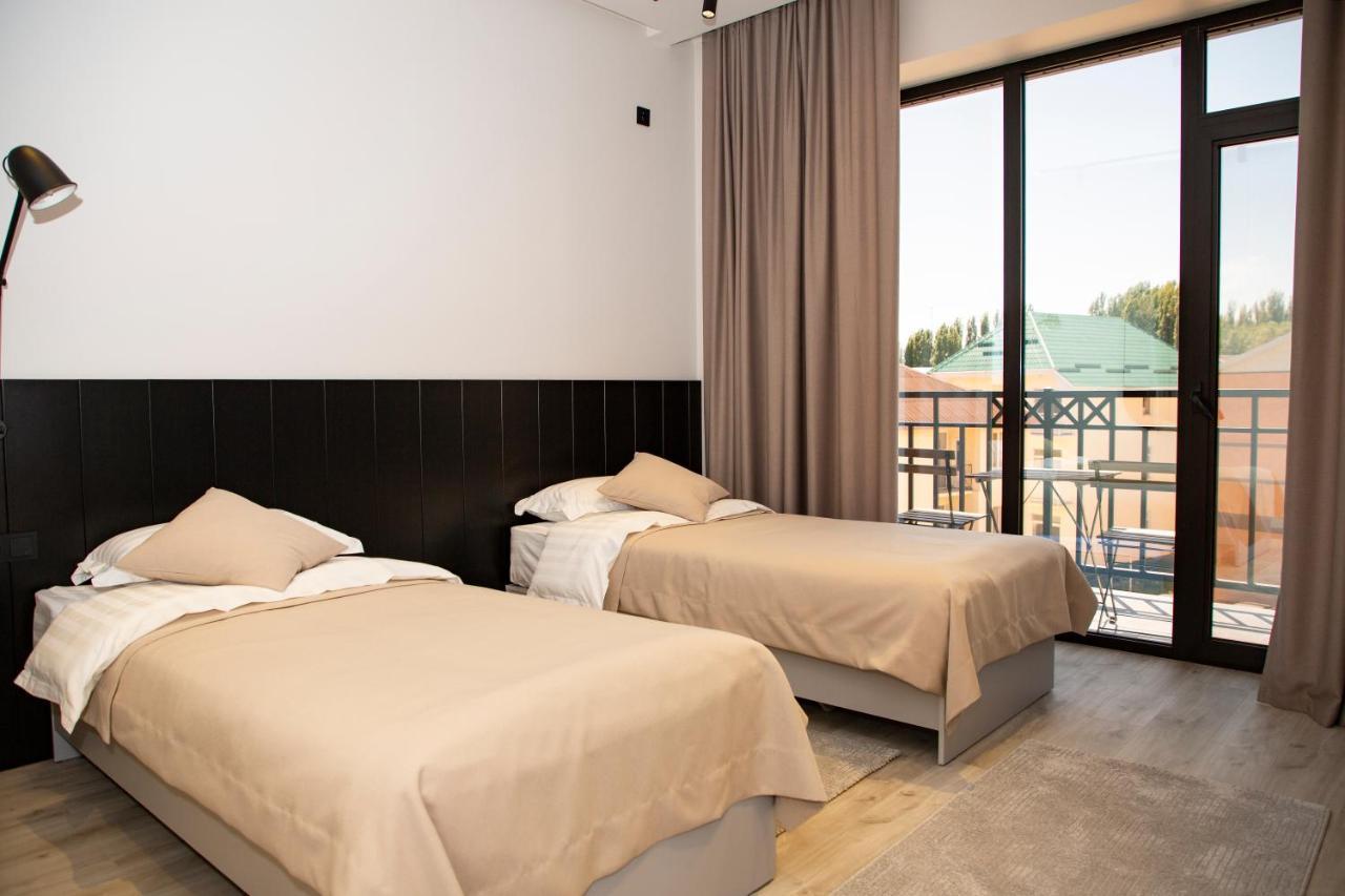 Maison Bosteri Bagian luar foto